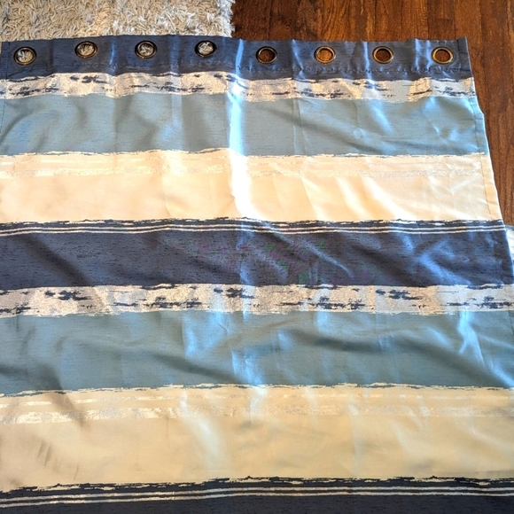 NWOT Bouclair grommet curtain panels 3 -84" x 52" panels - Picture 5 of 11